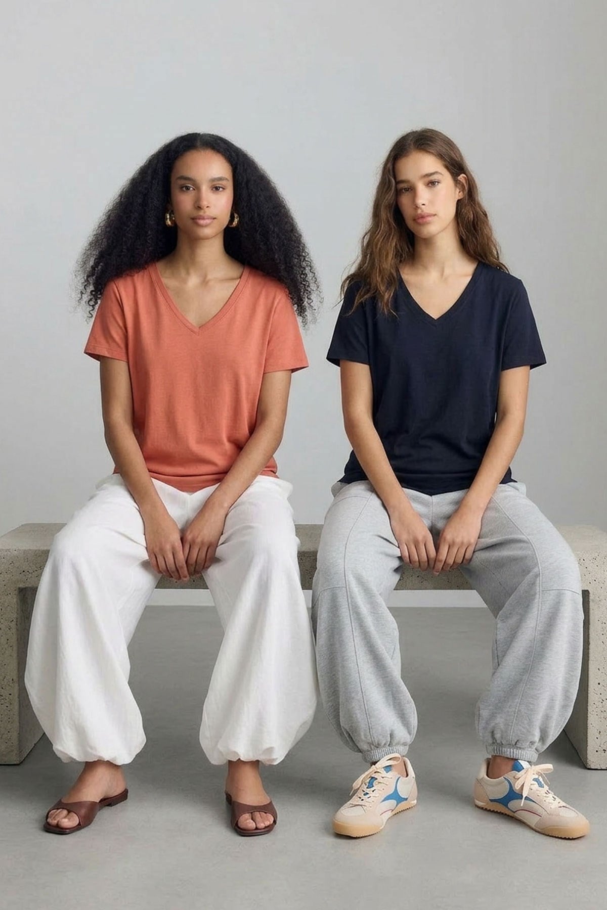 2 Adet V Yaka Basic Viskon Karışımlı Tişört