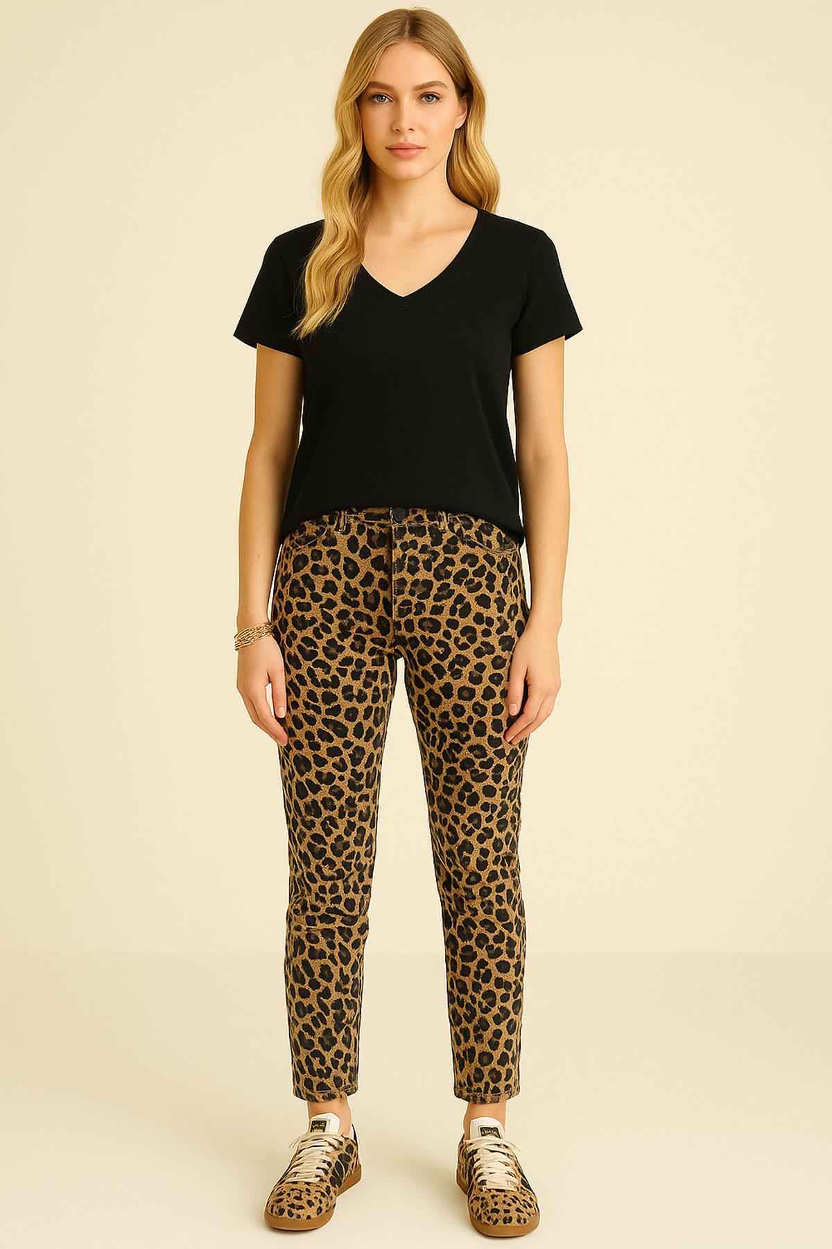 3 Adet Kısa Kollu Pamuklu V Yaka Tişört