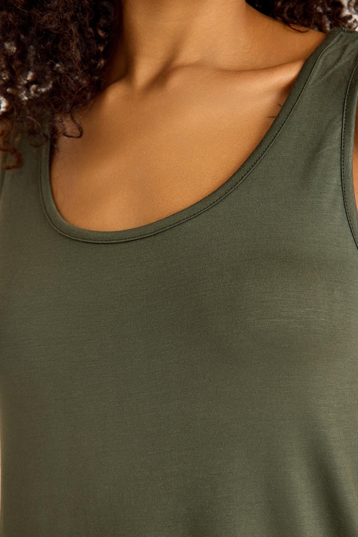 2 Adet A Kesim Pamuklu Kalın Askılı Atlet Tişört