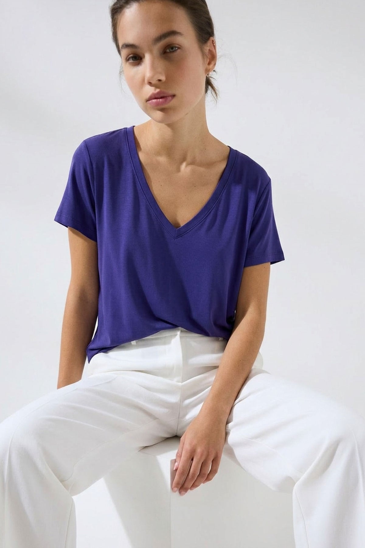 2 Adet Ön ve Arka V Yaka Basic Tişört