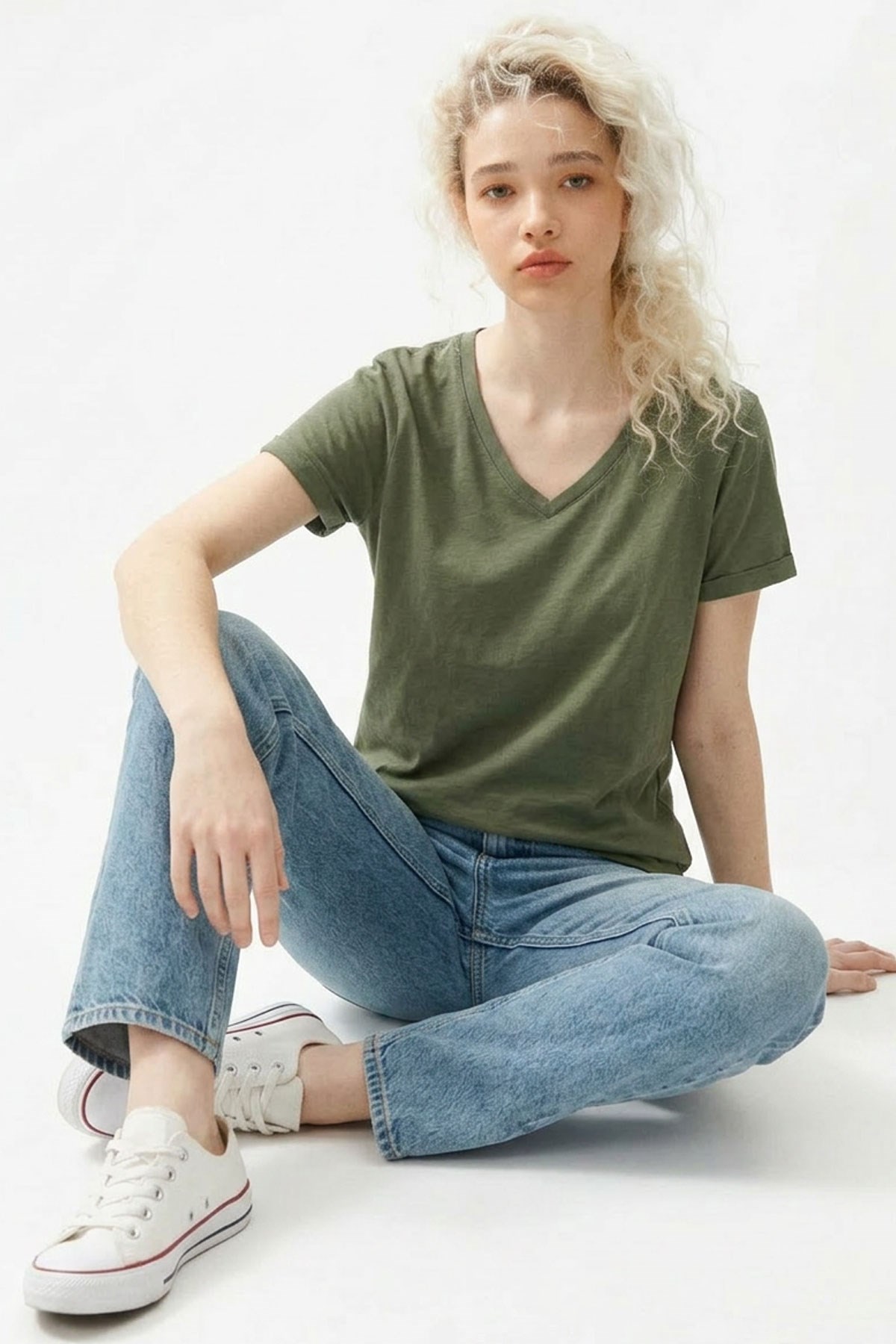 2 Adet V Yaka Basic Tişört