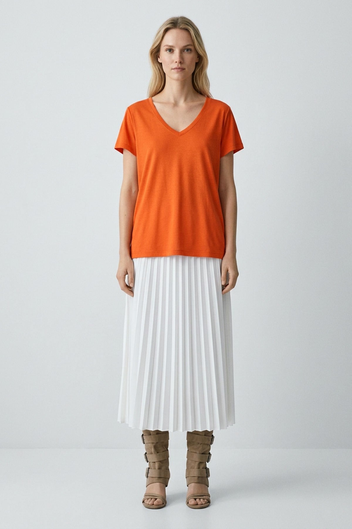 2 Adet Ön ve Arka V Yaka Basic Tişört