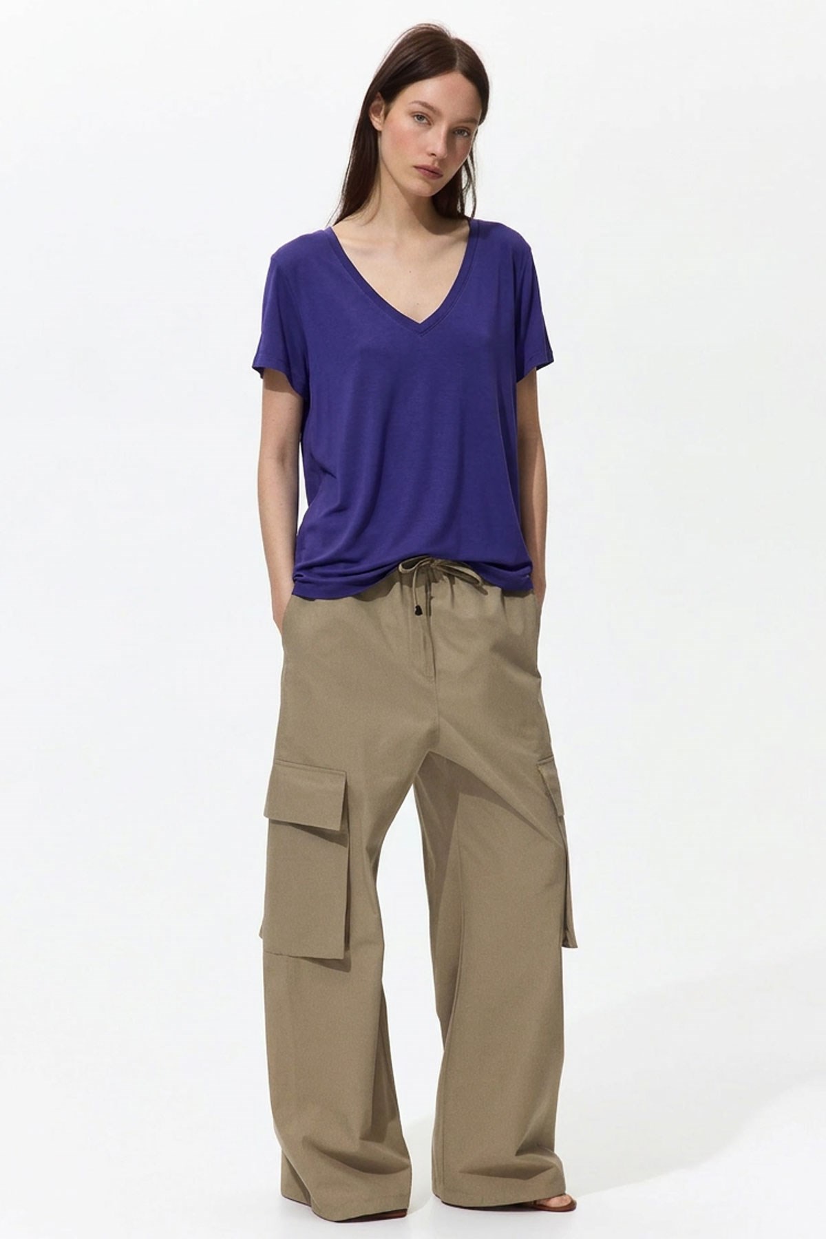 2 Adet Ön ve Arka V Yaka Basic Tişört