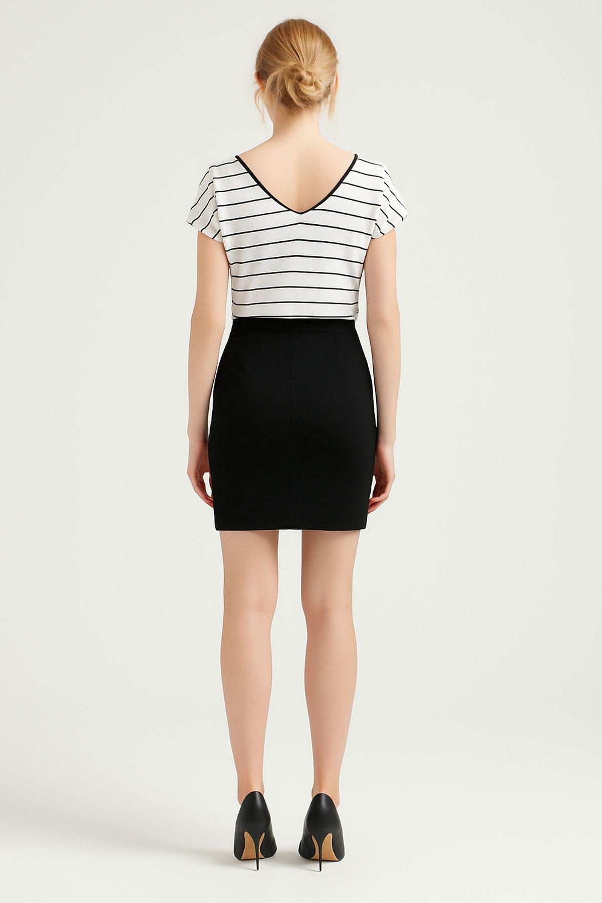 3 Adet Ön ve Arka V Yaka Basic Pamuklu Tişört