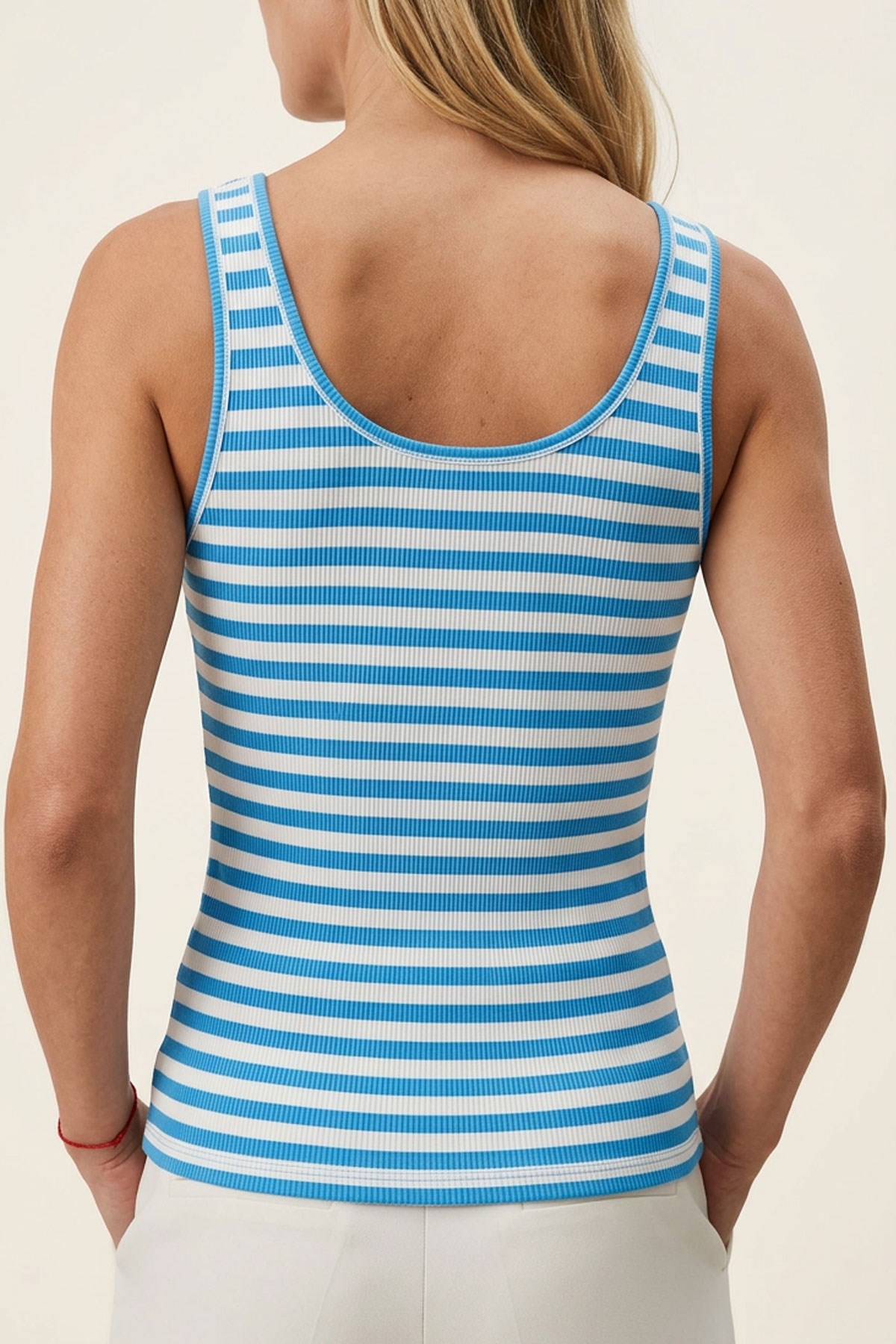 Fitilli Fitted Ön ve Arka U Yaka Askılı Tişört