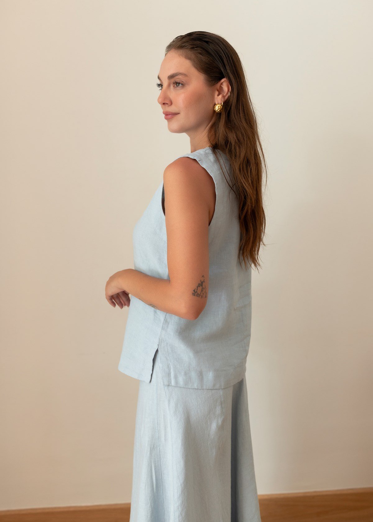Bebe Mavi Sıfır Kol Basic Keten Bluz
