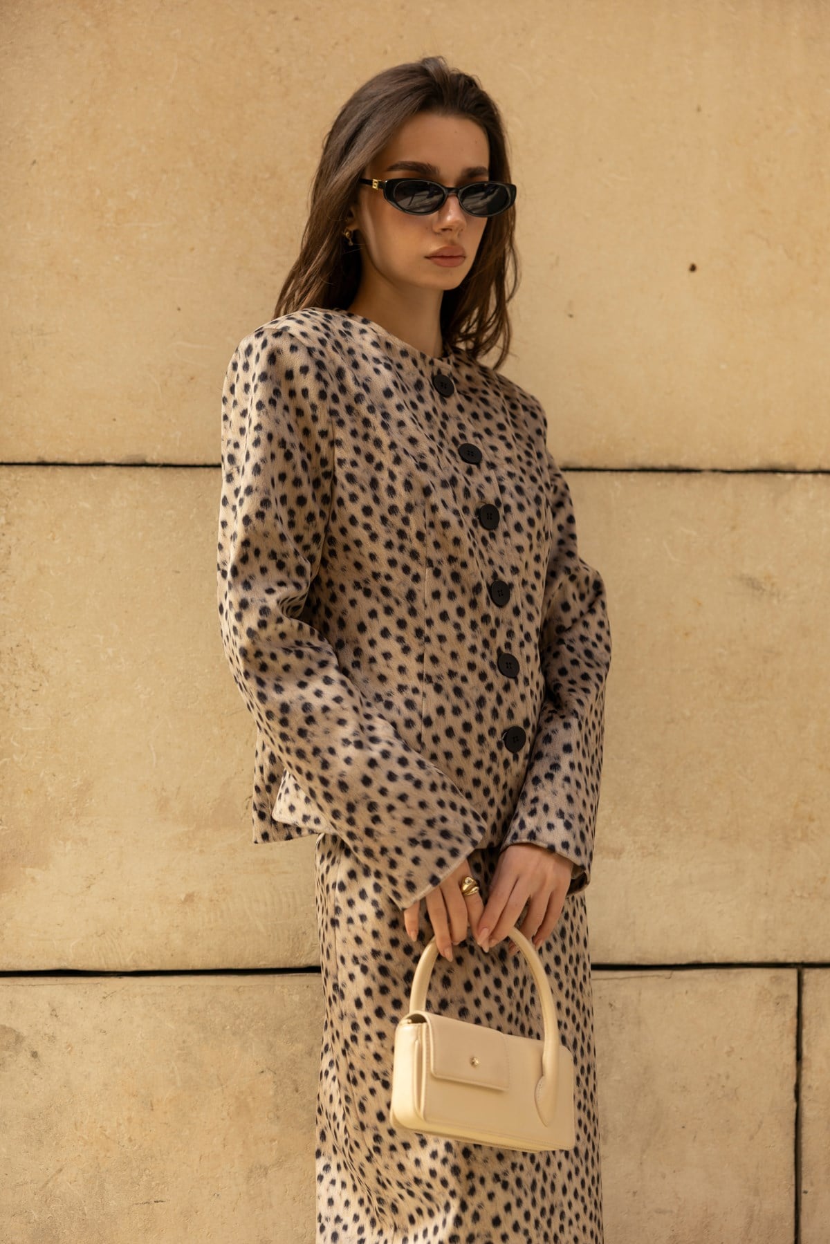 Bej Leopar Desen Belden Oturmalı Ceket