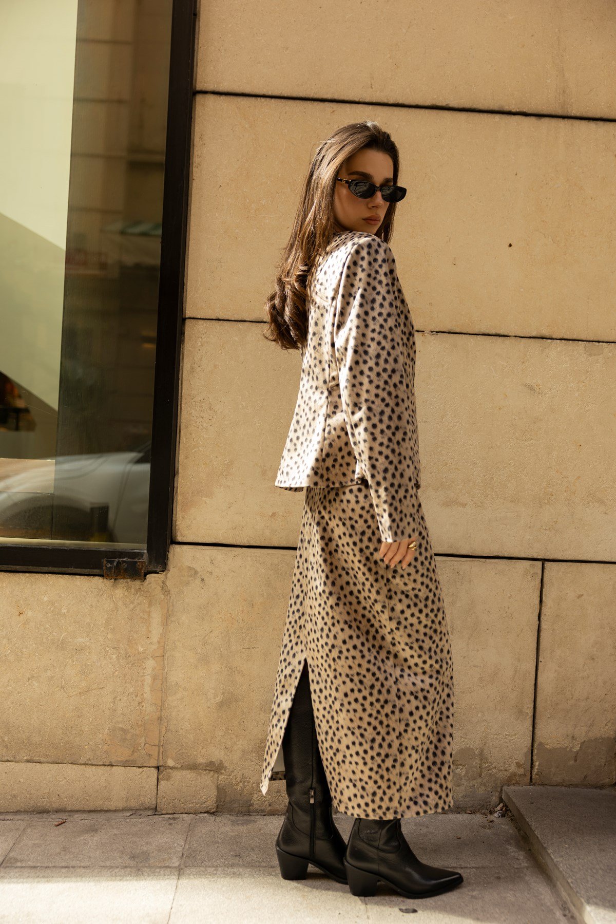 Bej Leopar Desen Kalem Etek