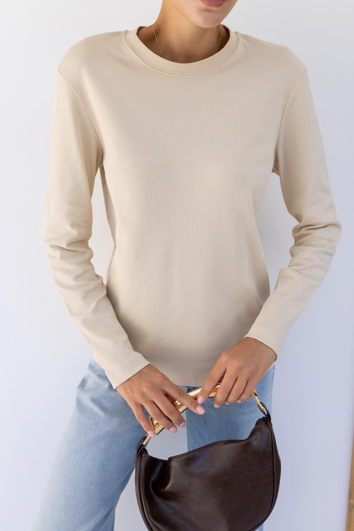Bej Oversize Bisiklet Yaka Uzun Kol T-Shirt