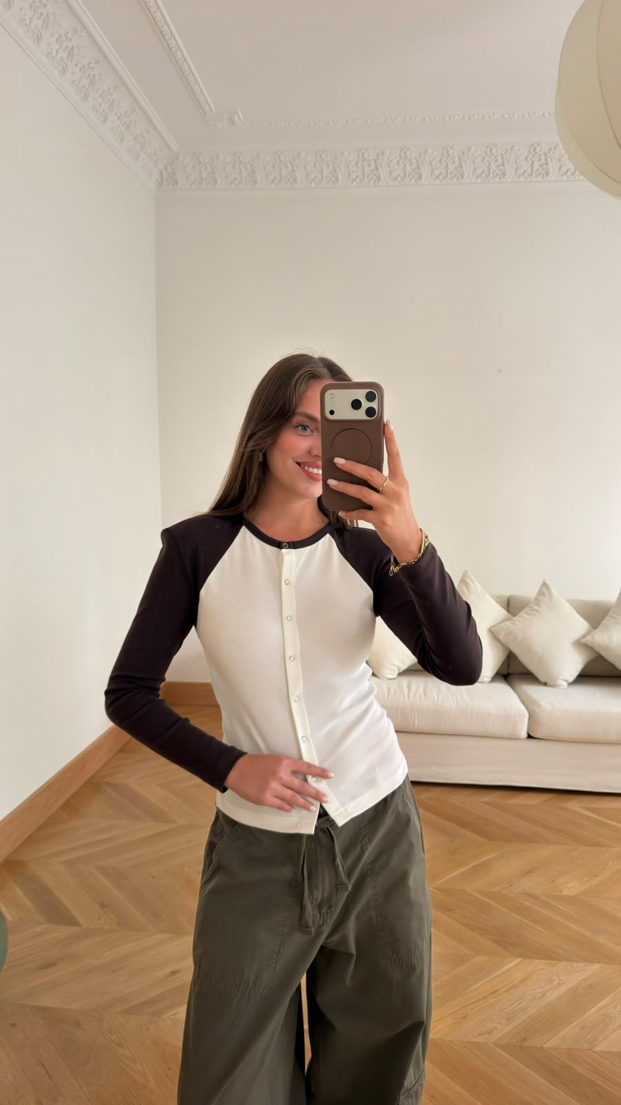 Beyaz-Kahve Vatkalı Çıt Çıt Detaylı Renk Geçişli SweatShirt