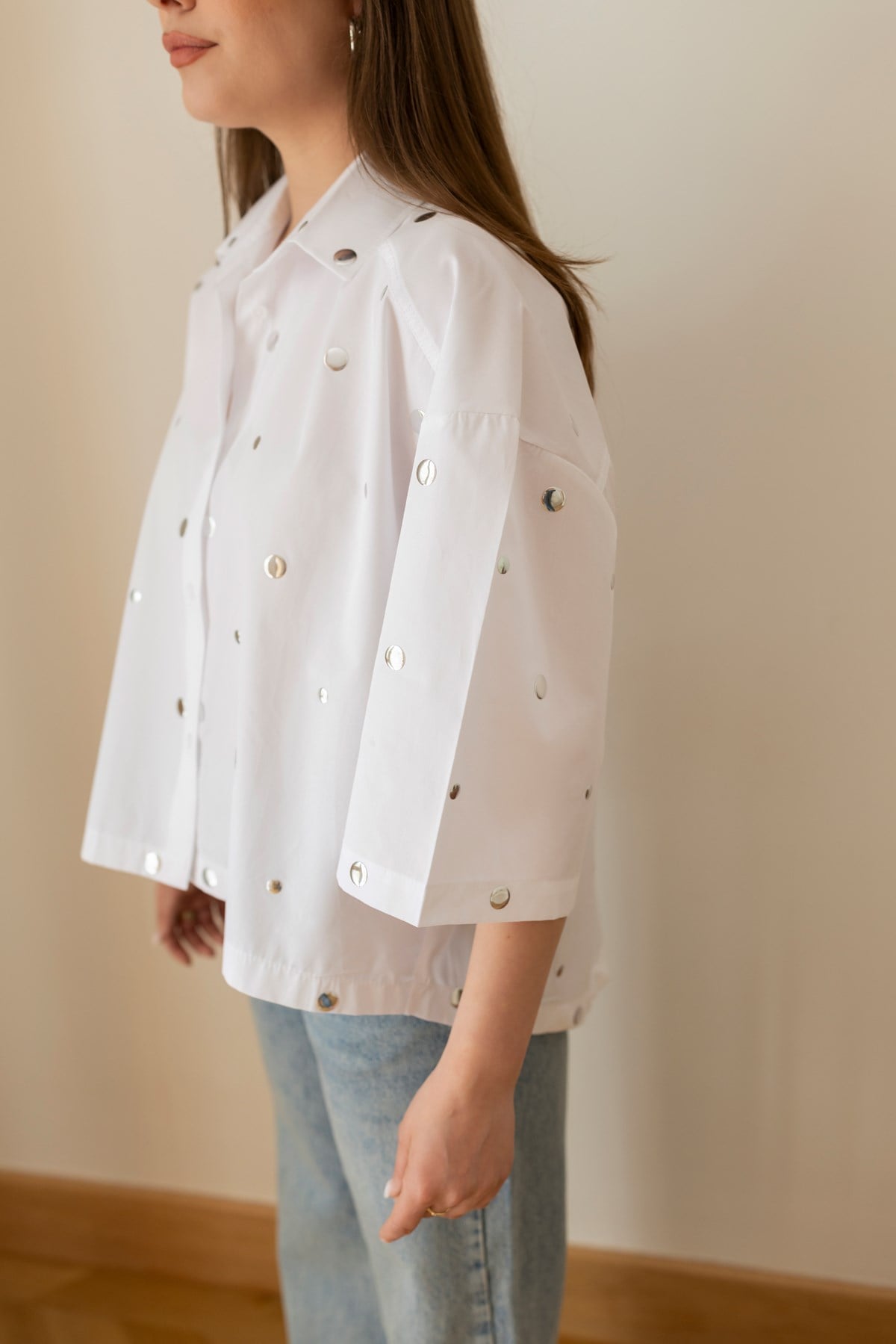 Beyaz Oversize Drop Detaylı Gömlek