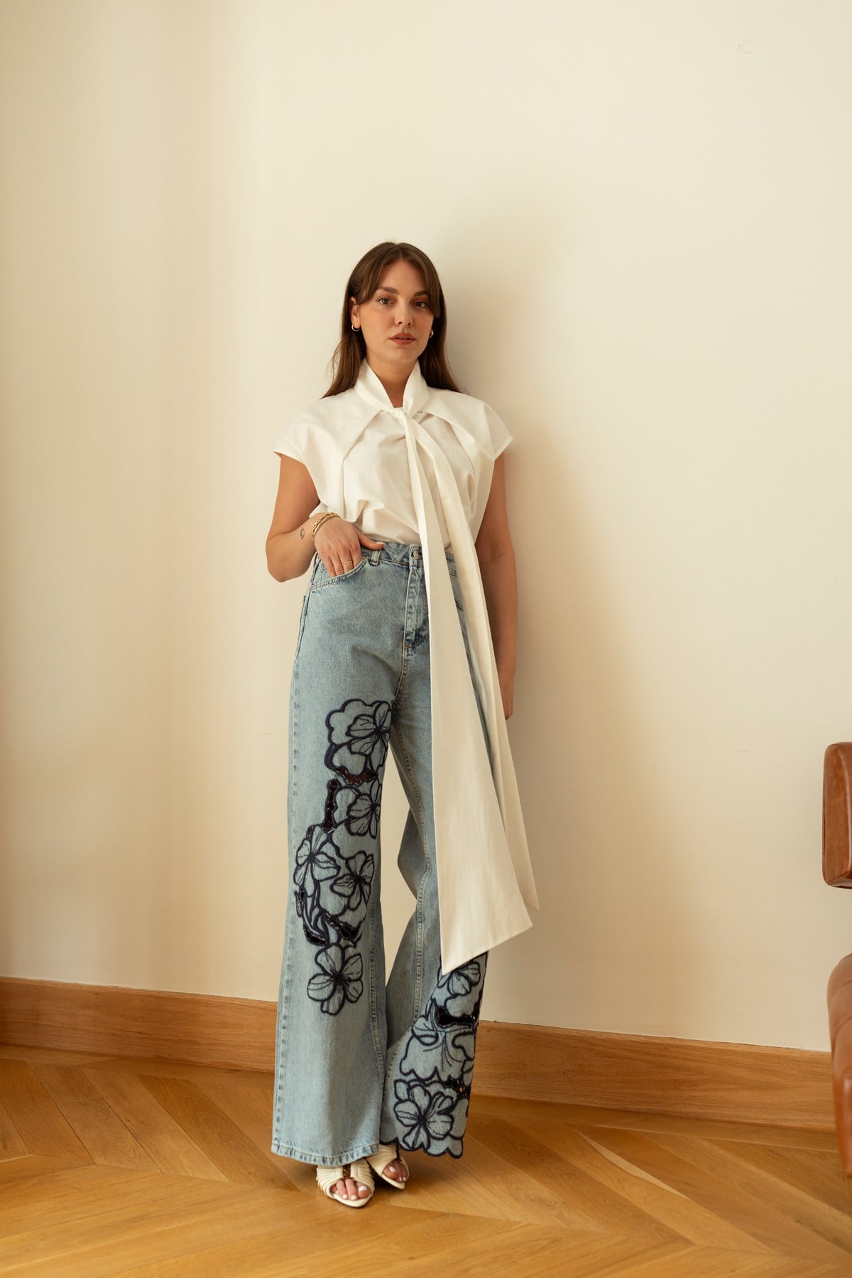 Buz Mavi Yüksek Bel Floral Nakışlı Palazzo Jean Pantolon
