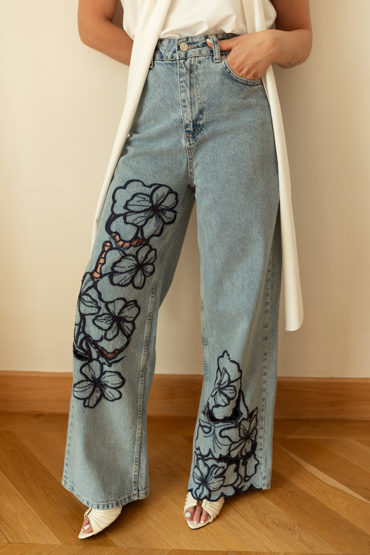 Buz Mavi Yüksek Bel Floral Nakışlı Palazzo Jean Pantolon