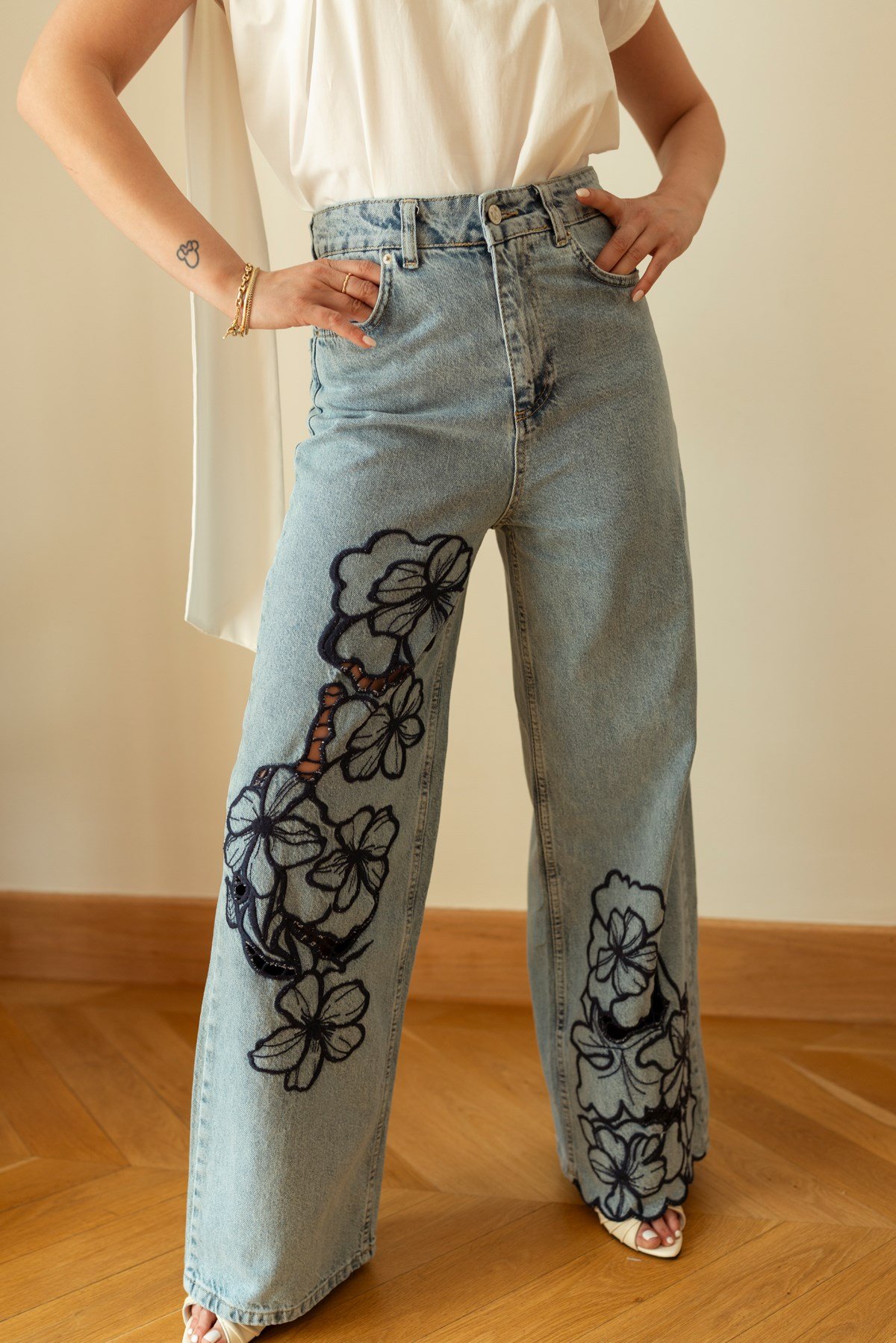 Buz Mavi Yüksek Bel Floral Nakışlı Palazzo Jean Pantolon