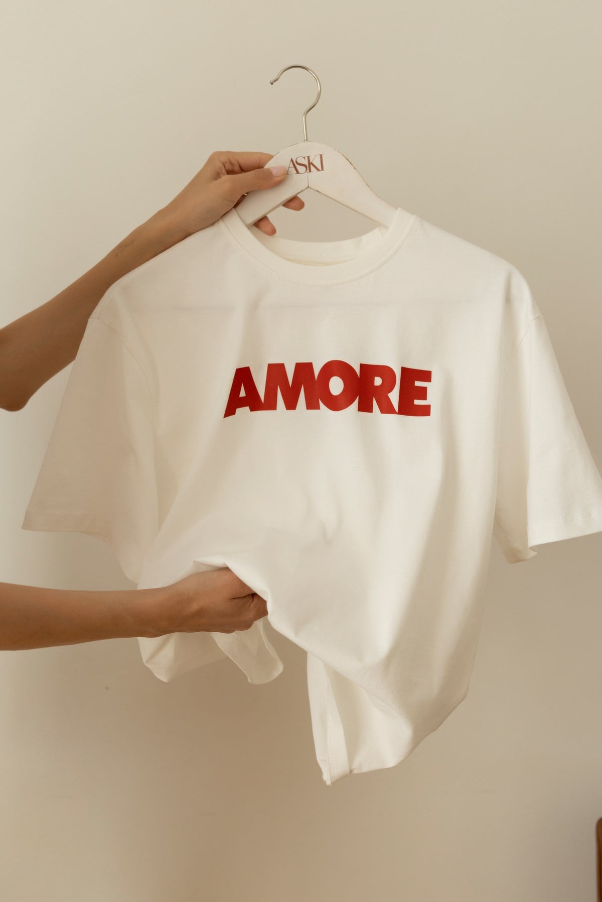 Ekru Amore Yazı Baskılı T-Shirt