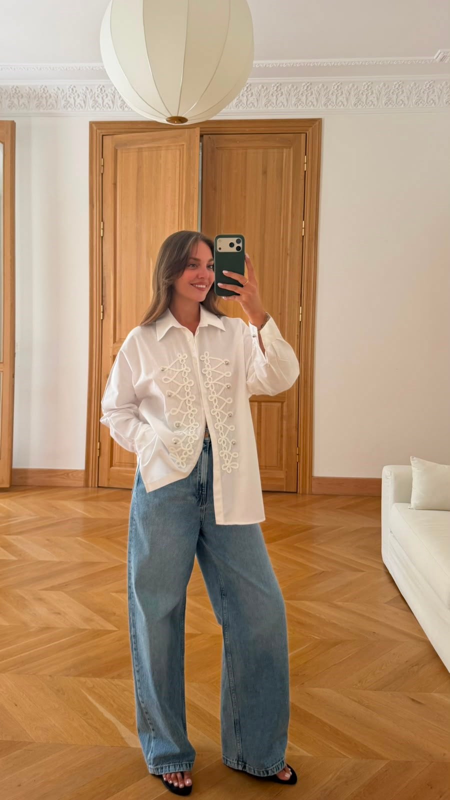 Ekru Düğme Ve Nakış Detaylı Oversize Gömlek