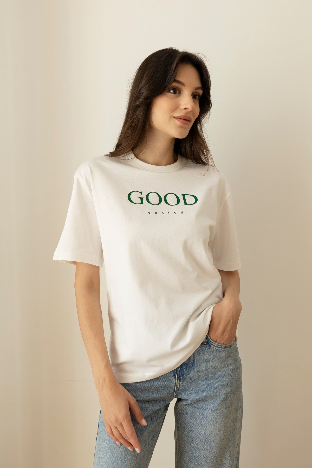 Ekru Good Energy Yazı Baskılı T-Shirt