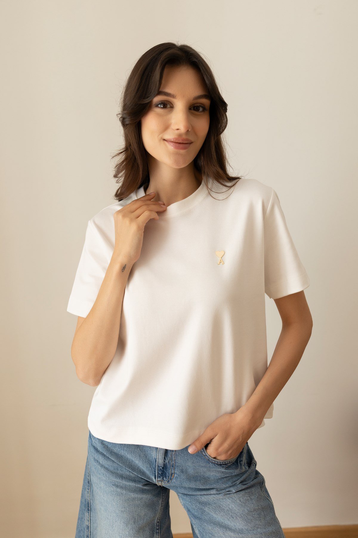 Ekru Kalp Aksesuar Detaylı Oversize T-Shirt