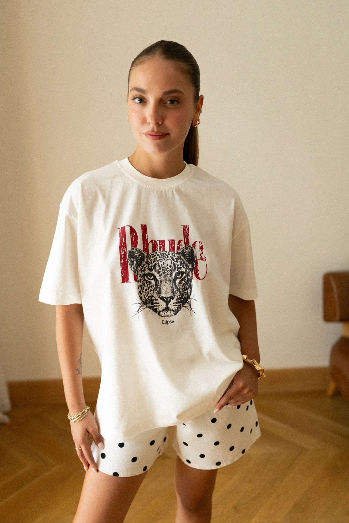 Ekru Leopar Ve Yazı Baskılı Oversize T-Shirt