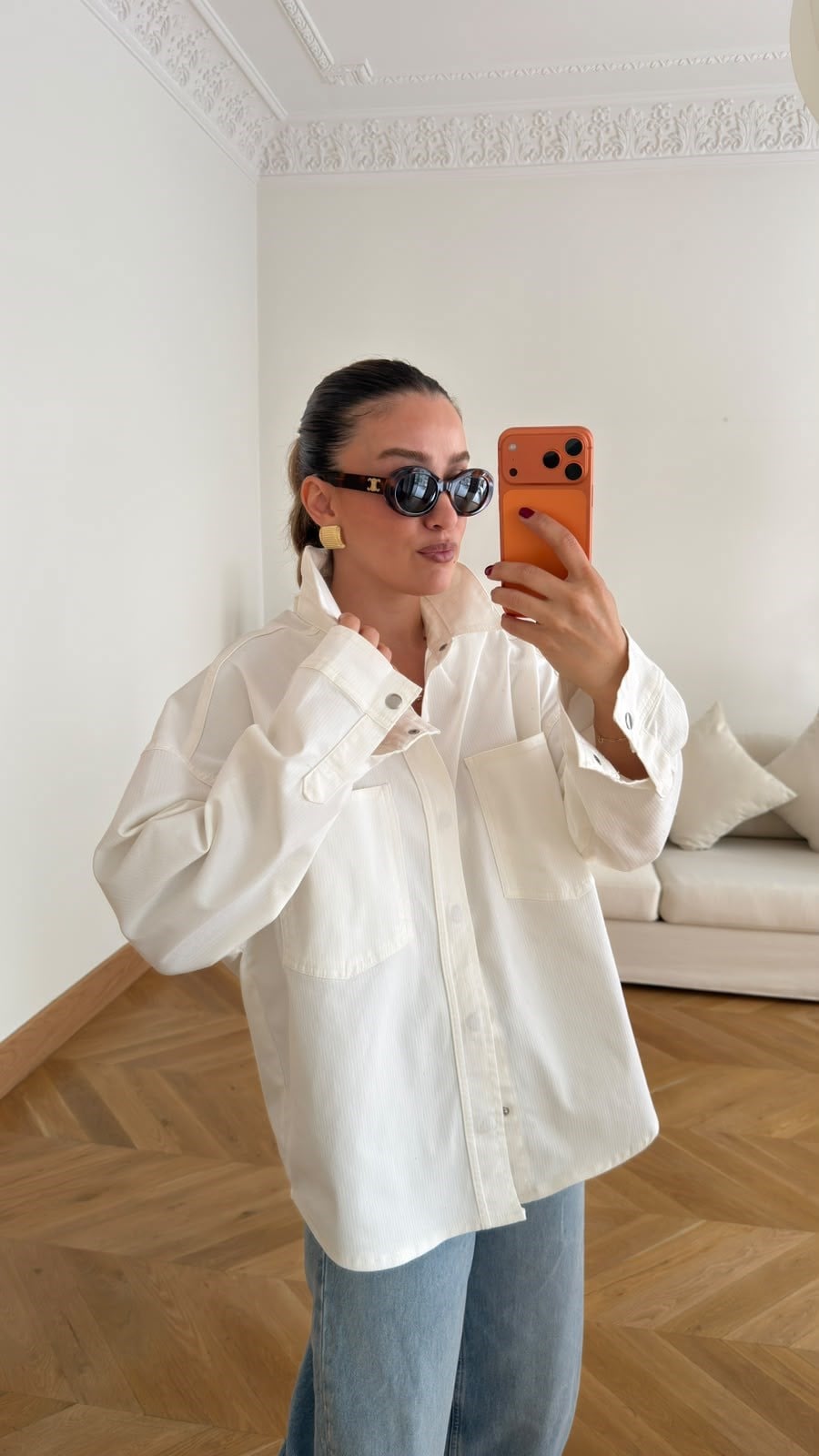 Ekru Önden İki Cepli Oversize Denim Gömlek