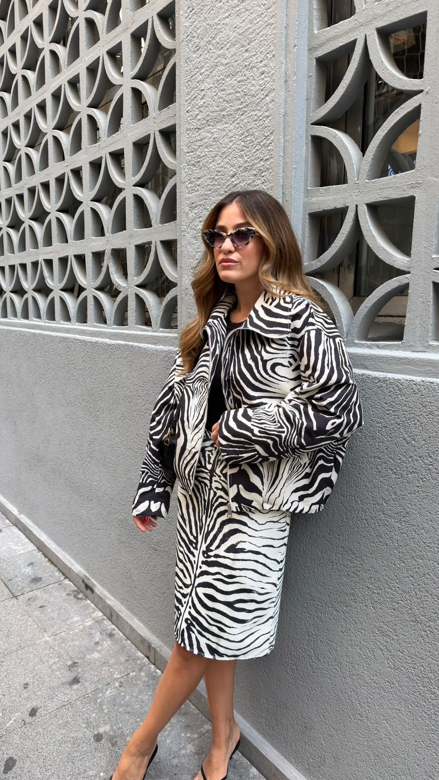 Ekru-Siyah Zebra Desen Bomber Ceket