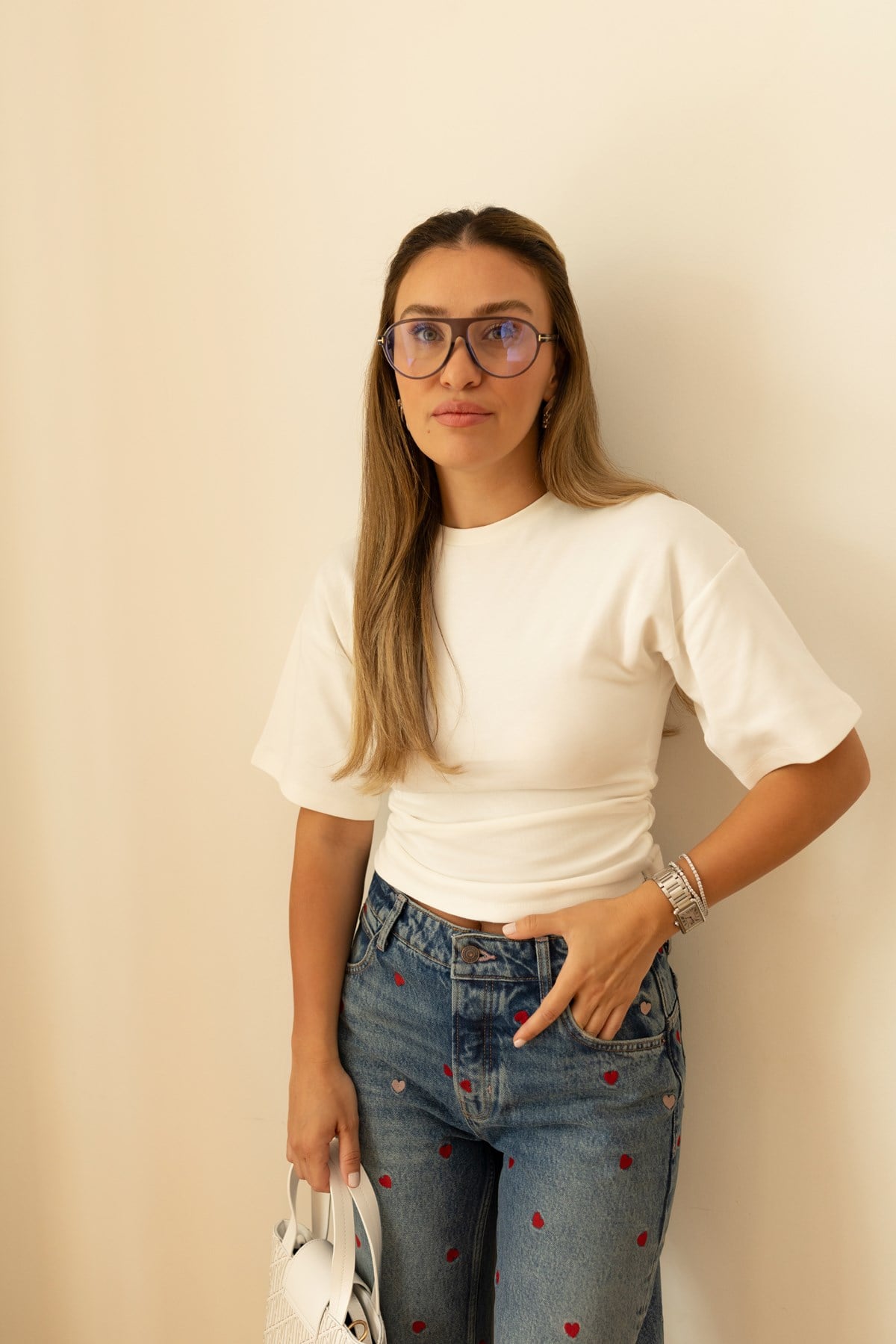 Ekru Yarasa Kol Yandan Büzgü Detaylı T-Shirt