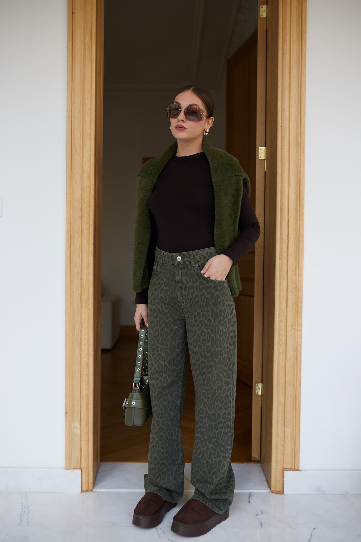 Haki-Siyah Leopar Desen Yüksek Bel Denim Pantolon