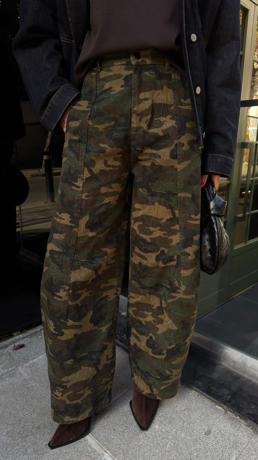 Haki Yüksek Bel Dikiş Detaylı Barrel Kamuflaj Desen Denim Pantolon