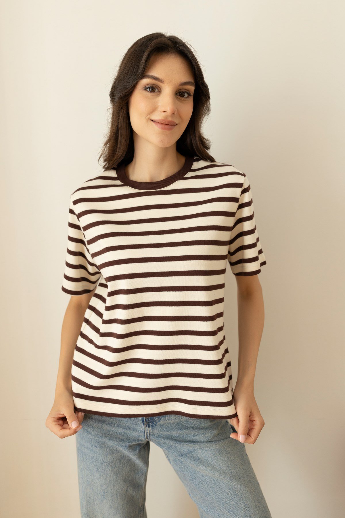 Kahve-Beyaz Oversize Çizgili T-Shirt