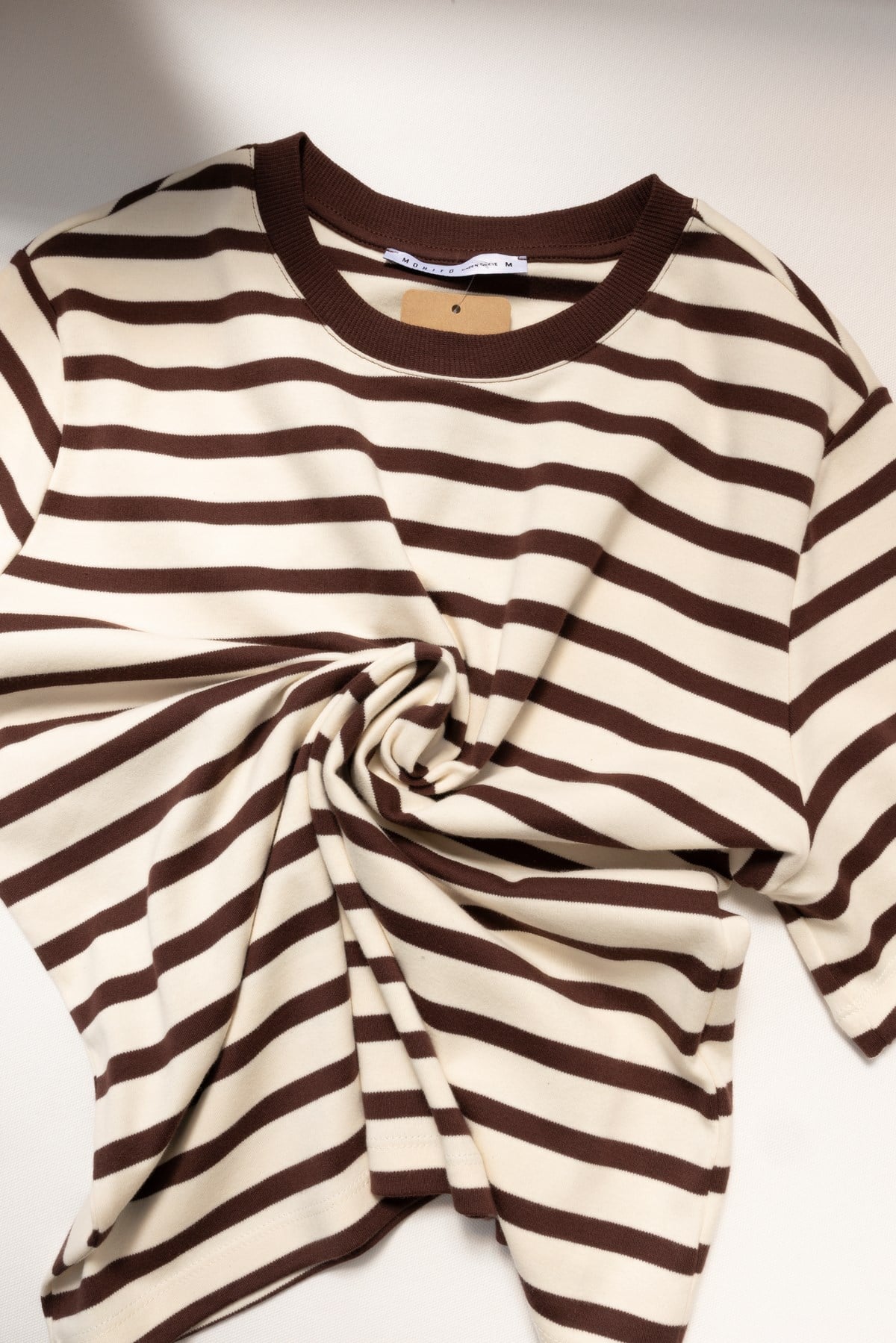 Kahve-Beyaz Oversize Çizgili T-Shirt