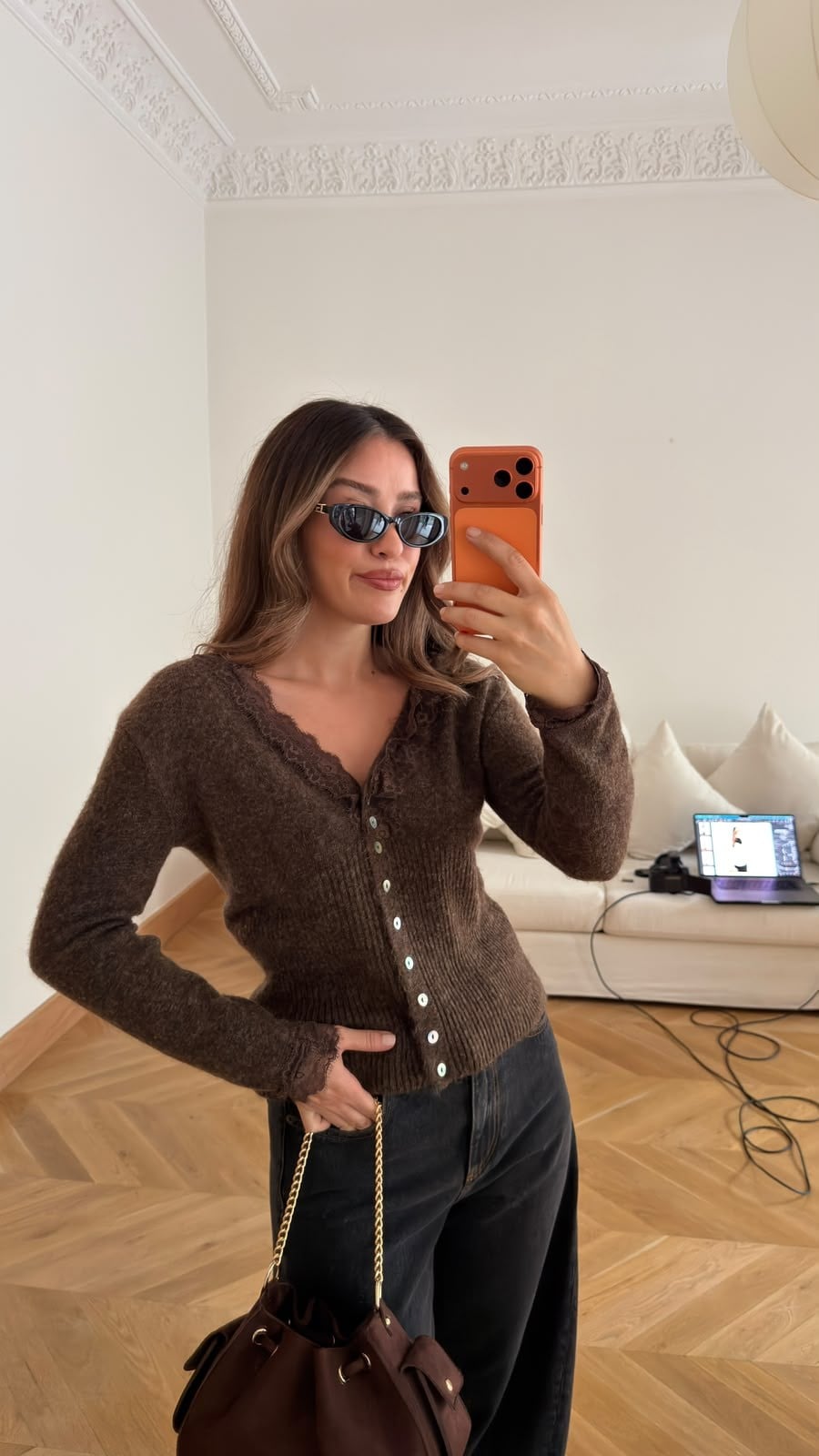 Kahve Dantel Detaylı Hırka