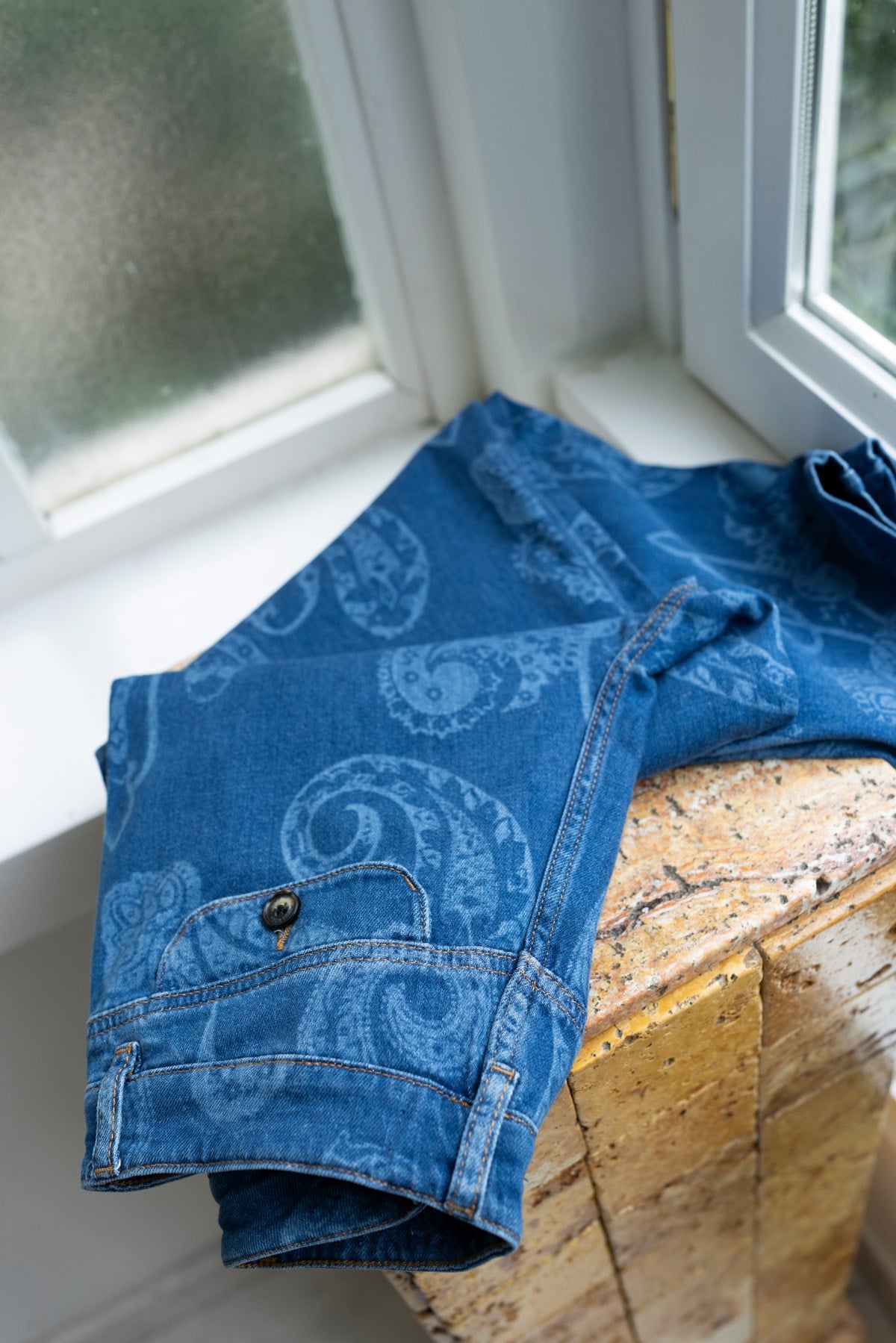 Klasik Jean Rengi Etnik Desenli Likralı Jean Pantolon