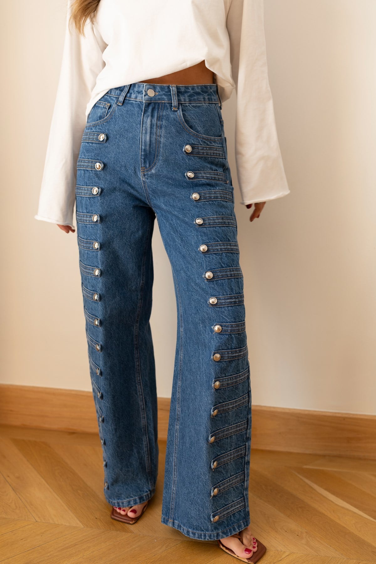 Klasik Jean Rengi Napolyon Düğme Detaylı Jean Pantolon