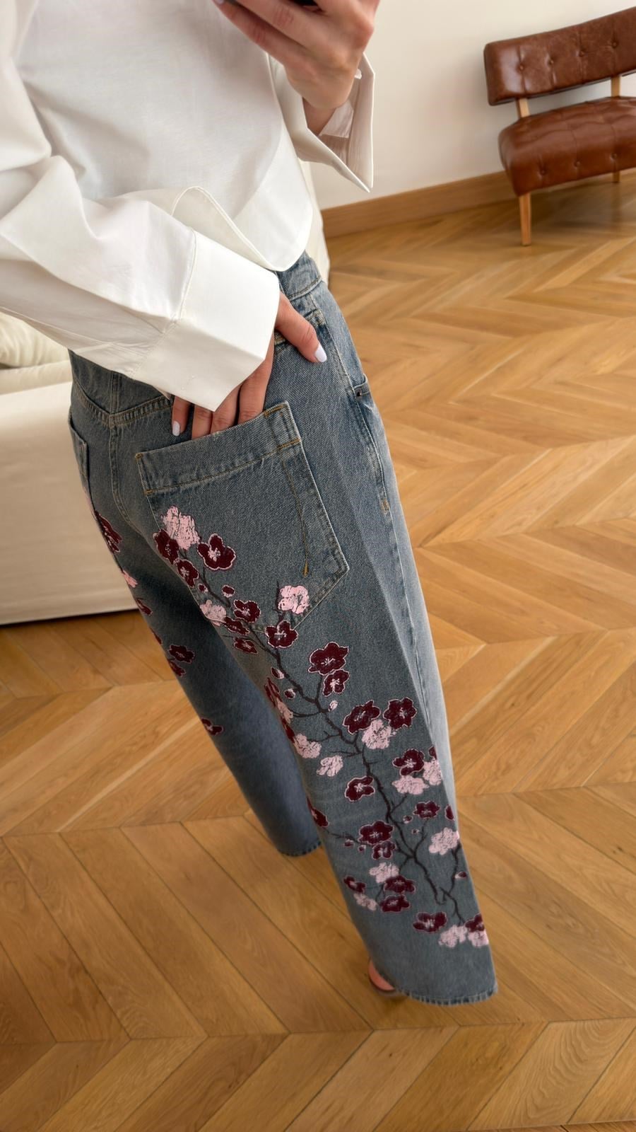 Klasik Jean Rengi Yüksek Bel Çiçek Baskı Detaylı Jean Pantolon