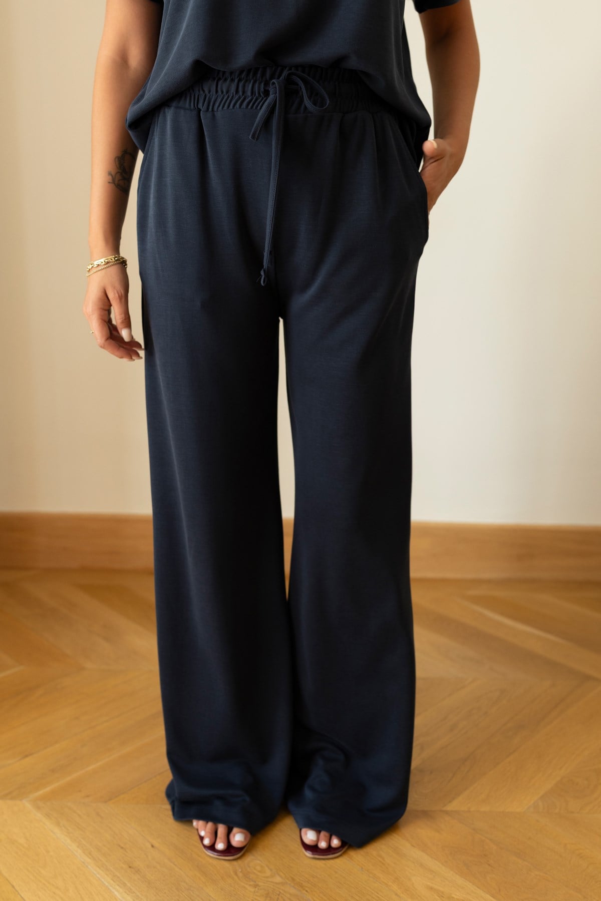 Lacivert Oversize T-Shirt Ve Pantolon Takım