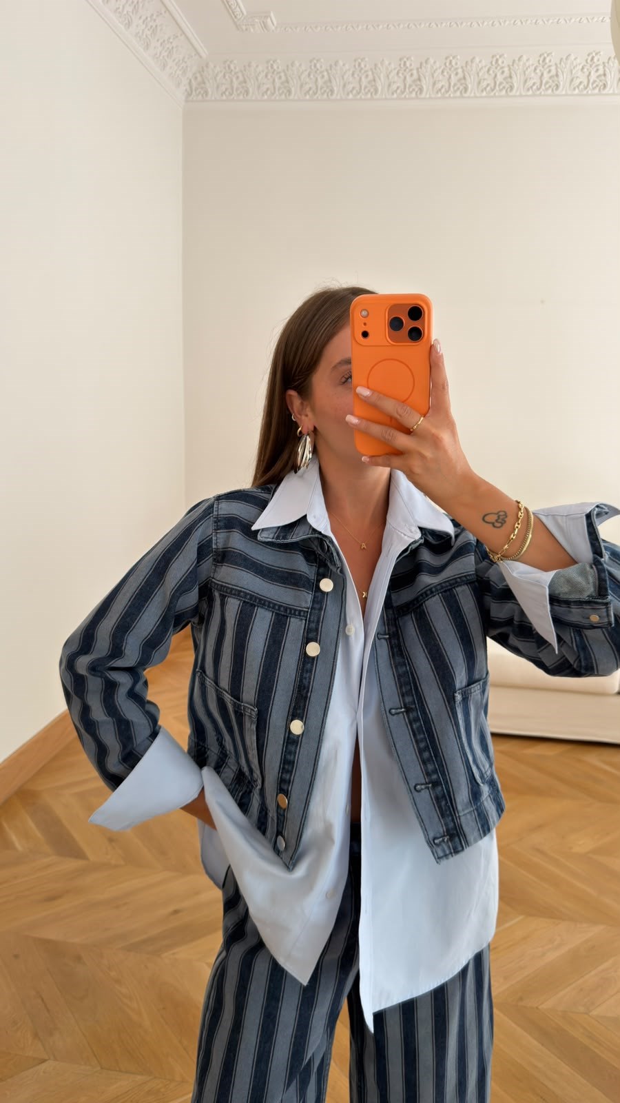 Mavi Şeritli Önden Cepli Denim Ceket