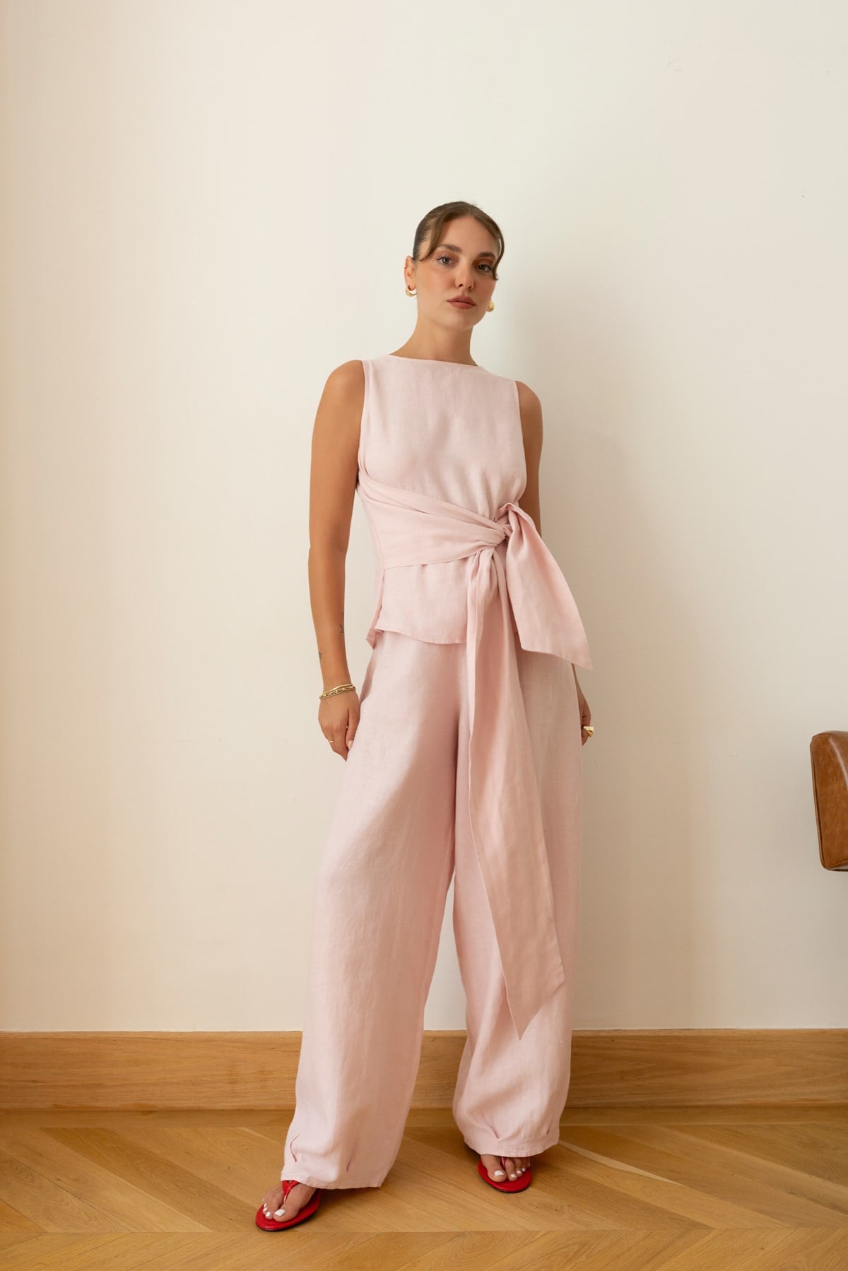 Pembe Sıfır Kol Bağlama Detaylı Bluz Pantolon Keten Takım