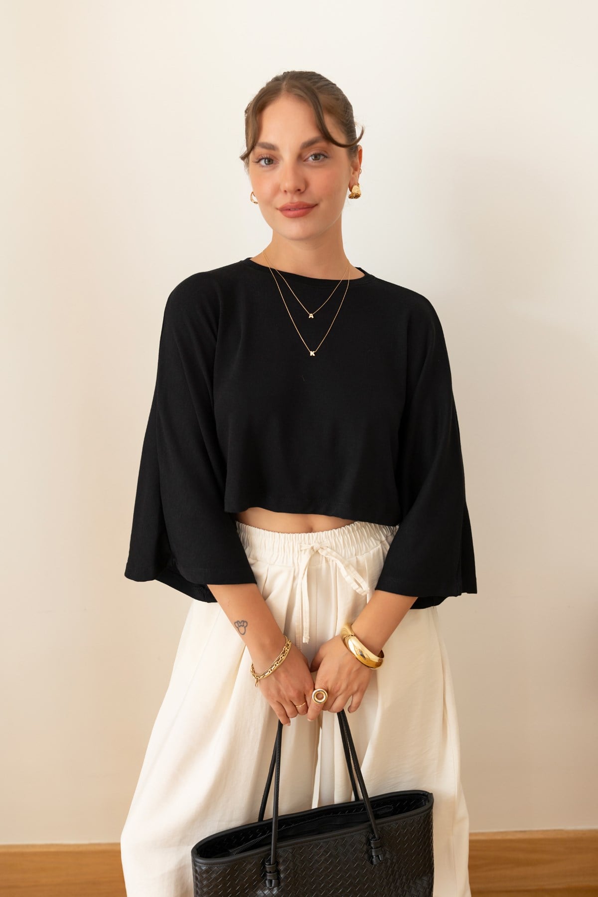 Siyah Bisiklet Yaka Crop Panço Bluz