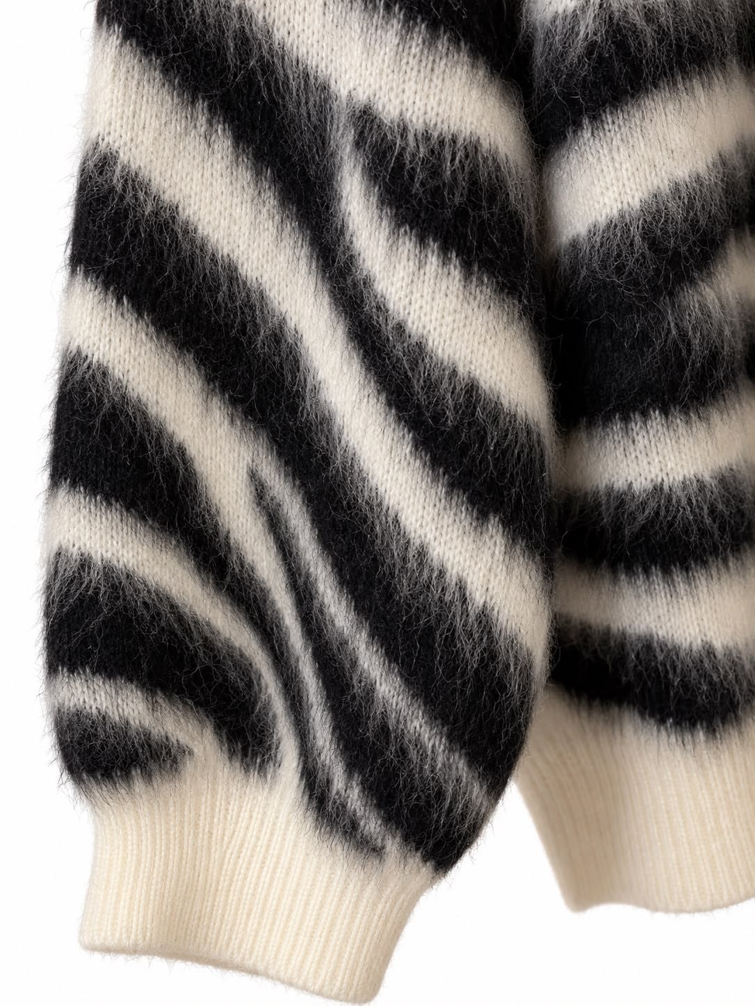 Siyah- Ekru Bisiklet Yaka Zebra Desen Triko