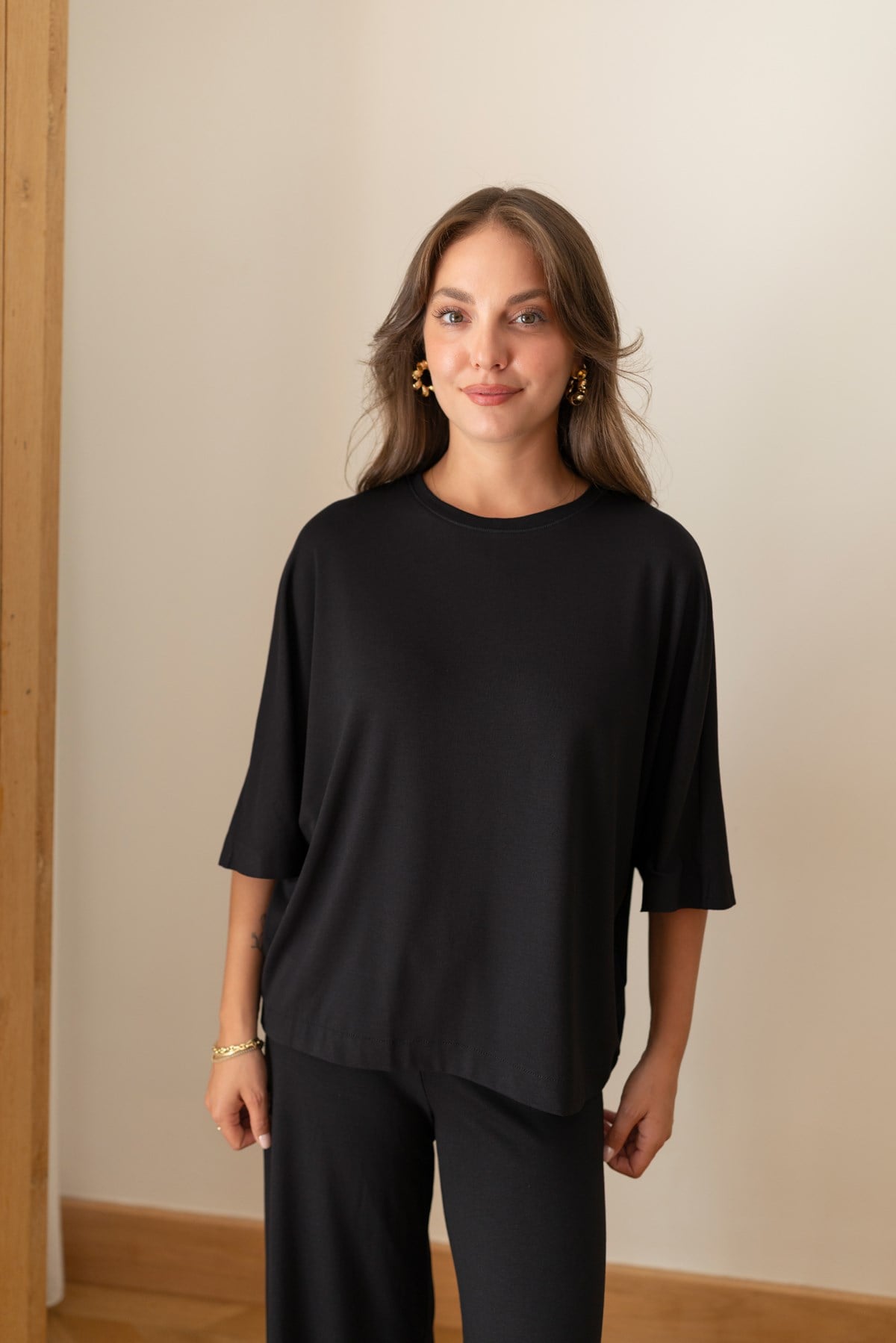Siyah Yarasa Kol T-Shirt Pantolon Takım