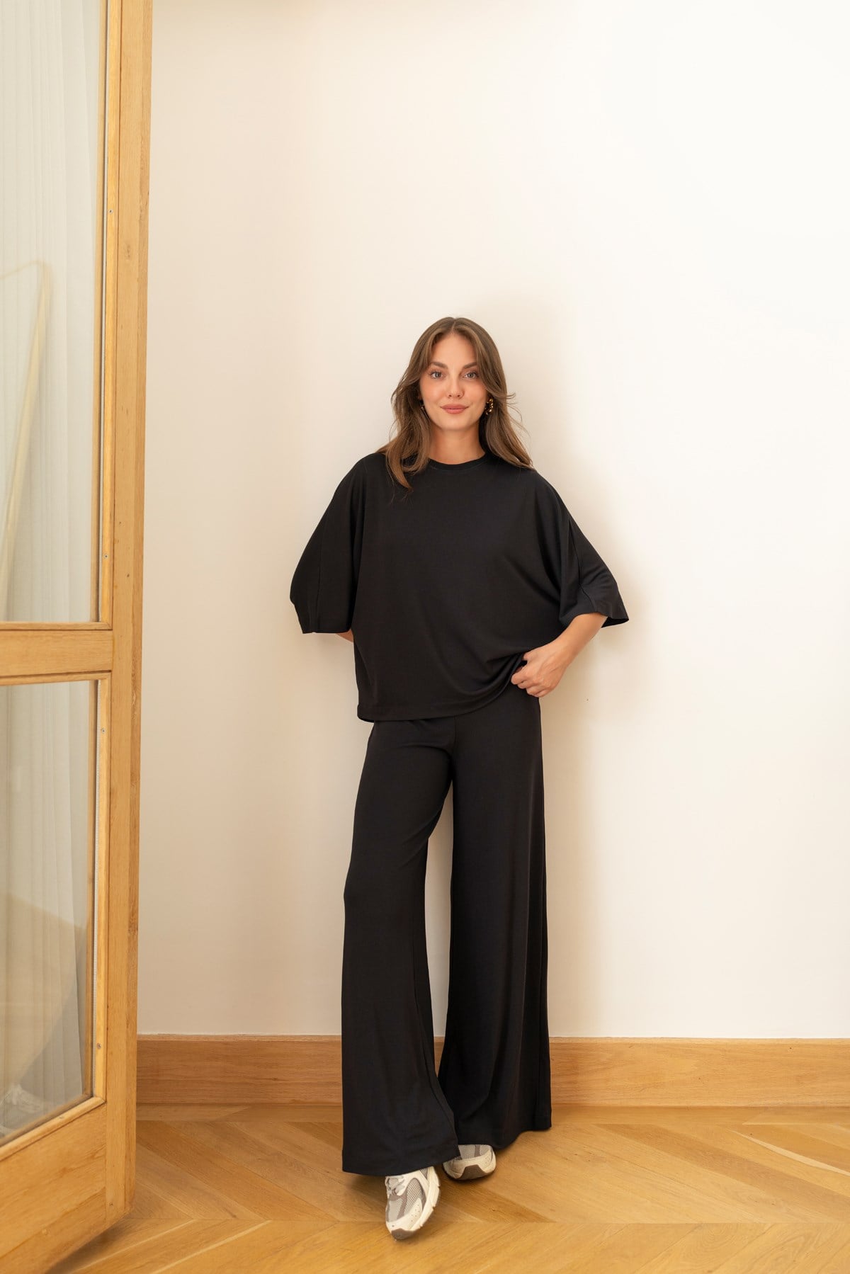 Siyah Yarasa Kol T-Shirt Pantolon Takım