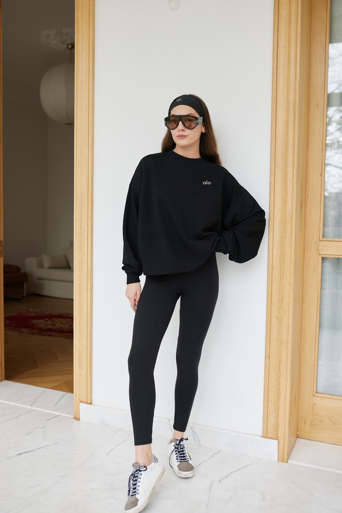 Siyah Yazı Baskılı Basic SweatShirt