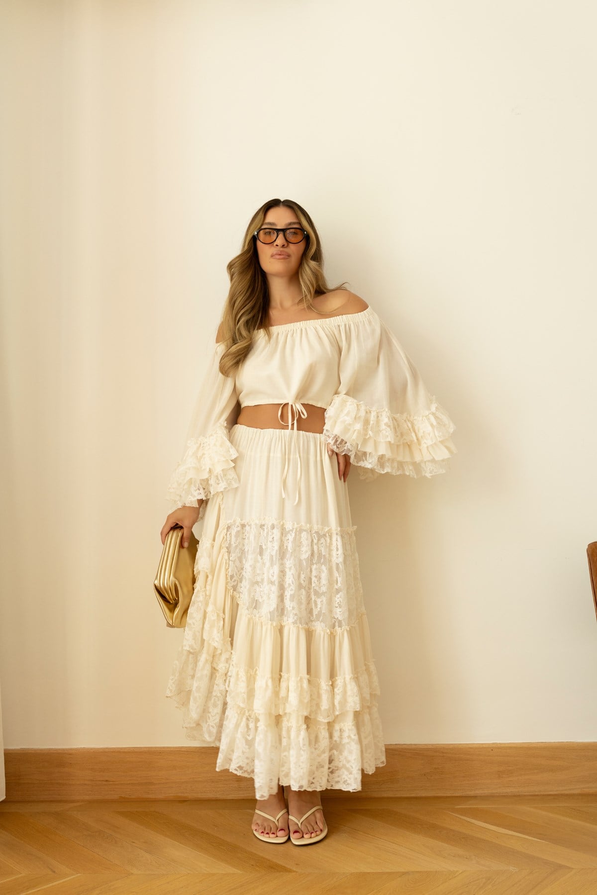 Taş Kollları Dantelli İspanyol Kol Crop Bluz Etek Takım