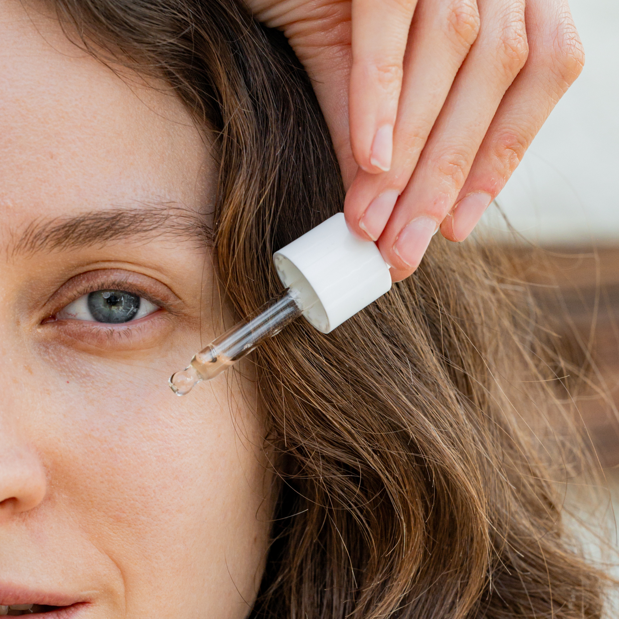 Torbalanma Karşıtı C Vitamini İçeren Göz Serumu 15ml