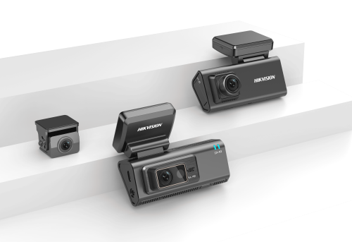 HIKVISION AE-DC2032-V300 HD Üç Kameralı 4G Araç İçi Kamerası Sim Kart Desteği