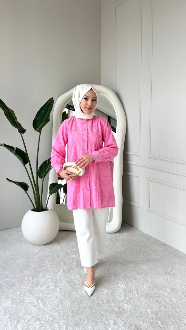 Yakası Ve Kolu Dantelli Top Düğmeli Astarlı Gömlek -Pembe