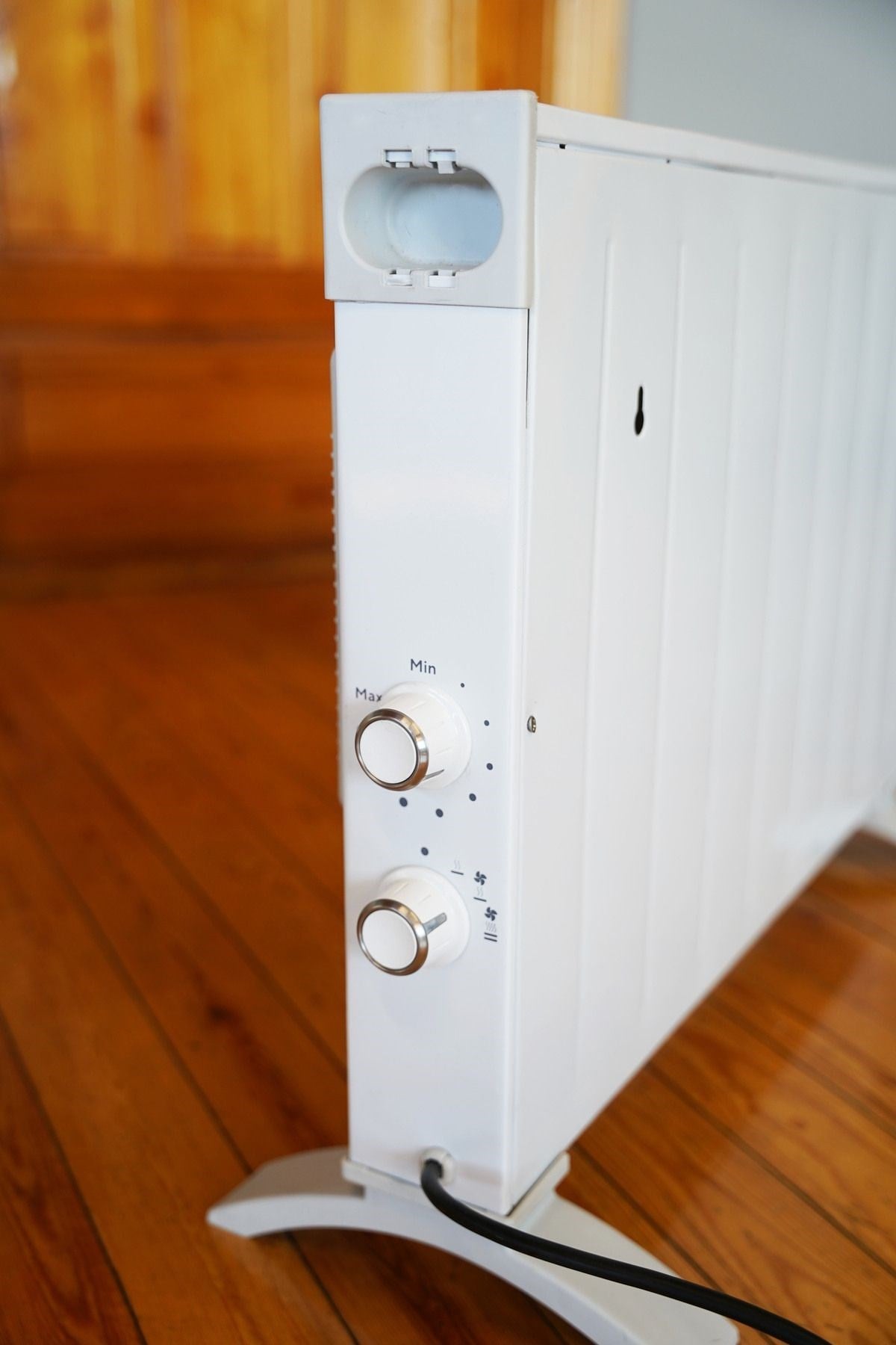 Luxell Konvektör Elektrikli Isıtıcı Beyaz Fanlı 2500W  Termostatlı – HC-2954X