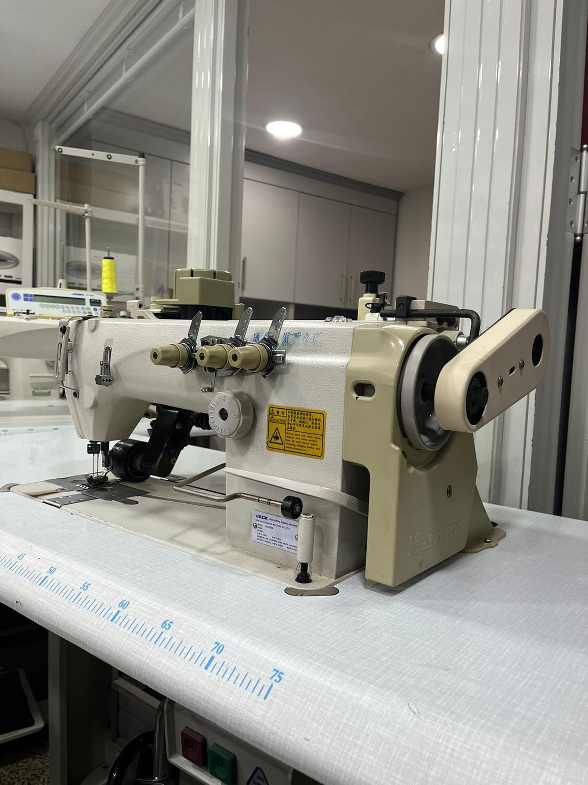 Jack 8560 3 İğne Zincir Dikiş Racing Merdaneli