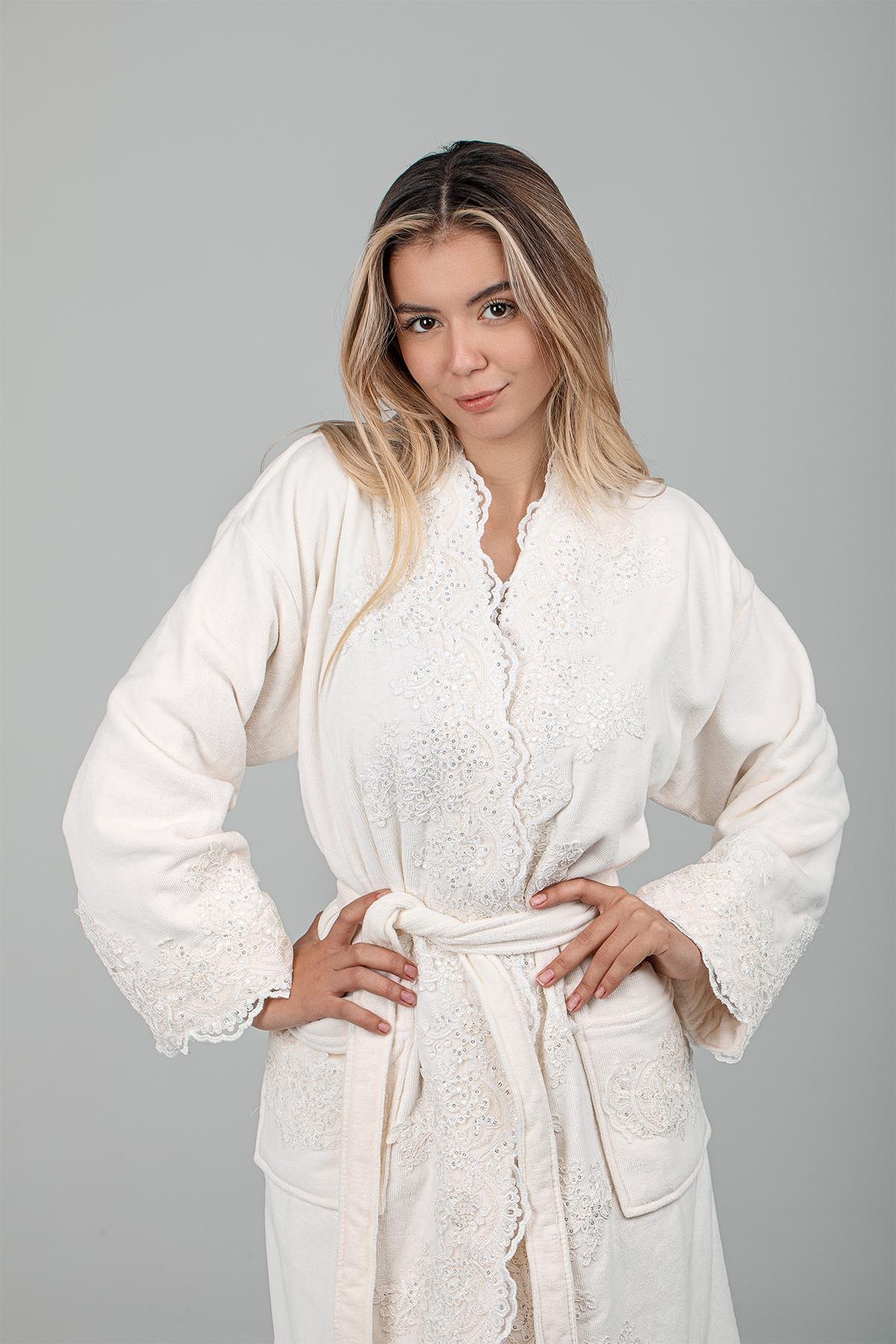 Velvet Line Deluxe Lady Bornoz Seti - Kırçiçeği