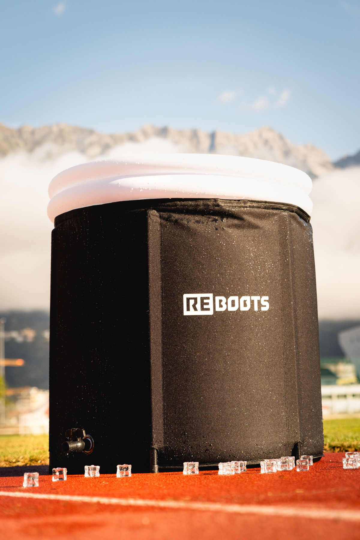 REBOOTS ICE TUB